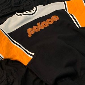 Palace crewneck! Size L! NWT!
